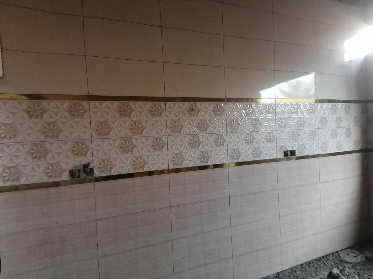 السلام عليكم 
كادر سيراميك متفرغ العمل شراف مهندس نشتغل الدور تكريت العلم 
***********
