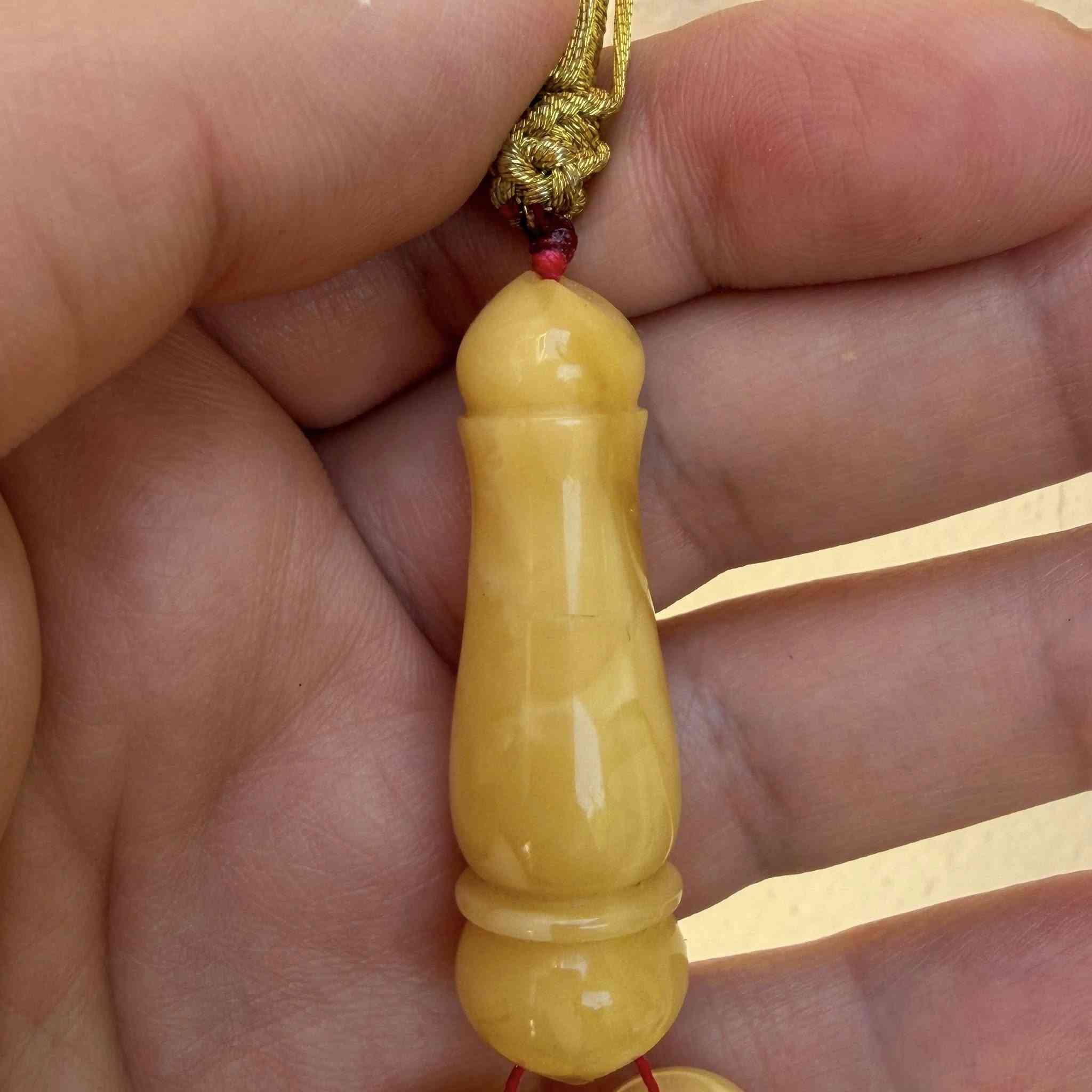 مسباح كهرب  خامة شجرية گصة بيض الحمام الوزن 82 غرام عدد الحبات 37 / يوجد فطر بسيط بالشاهد وممبين مثل مموضح امامكم متوفر توصيل لكل المحافظات


**إذا كنت صاحب هذا الإعلان وتريد حذفه لأي سبب، رجاءا أرسل رسالة إلى الدعم الفني**