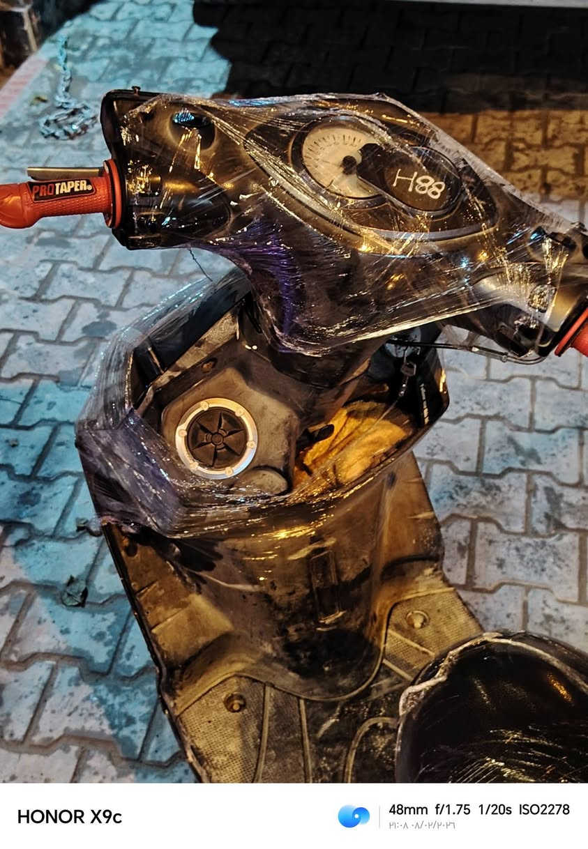 السلام عليكم للبيع دراجه سكنكس فحل للبيع
دراجه محركه ناعم كلش
نكره سلف  
 
السعر 450بيه مجال ل طيبين مكان منصور الاسكان ***********
