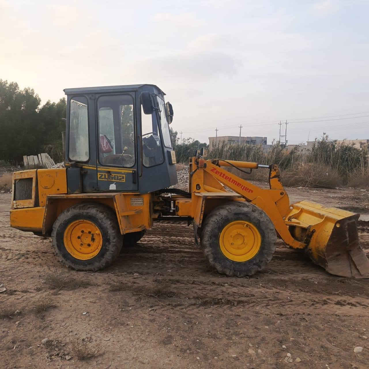 شفل للبيع زت مايلر مكينه مي ازوزة مكفوله شفل شغال جاهز للعمل بأسمي رقم اربيل سنويه لل ٢٩ بي حصه كاز شفل جاهز للعمل ما بي اي نقص كير مكينه دفع رفع خير من الله السعر ١١٠ وبي مجال بسيط الشراي يتصل 
*********** 
مكاني ديالى شهربان
