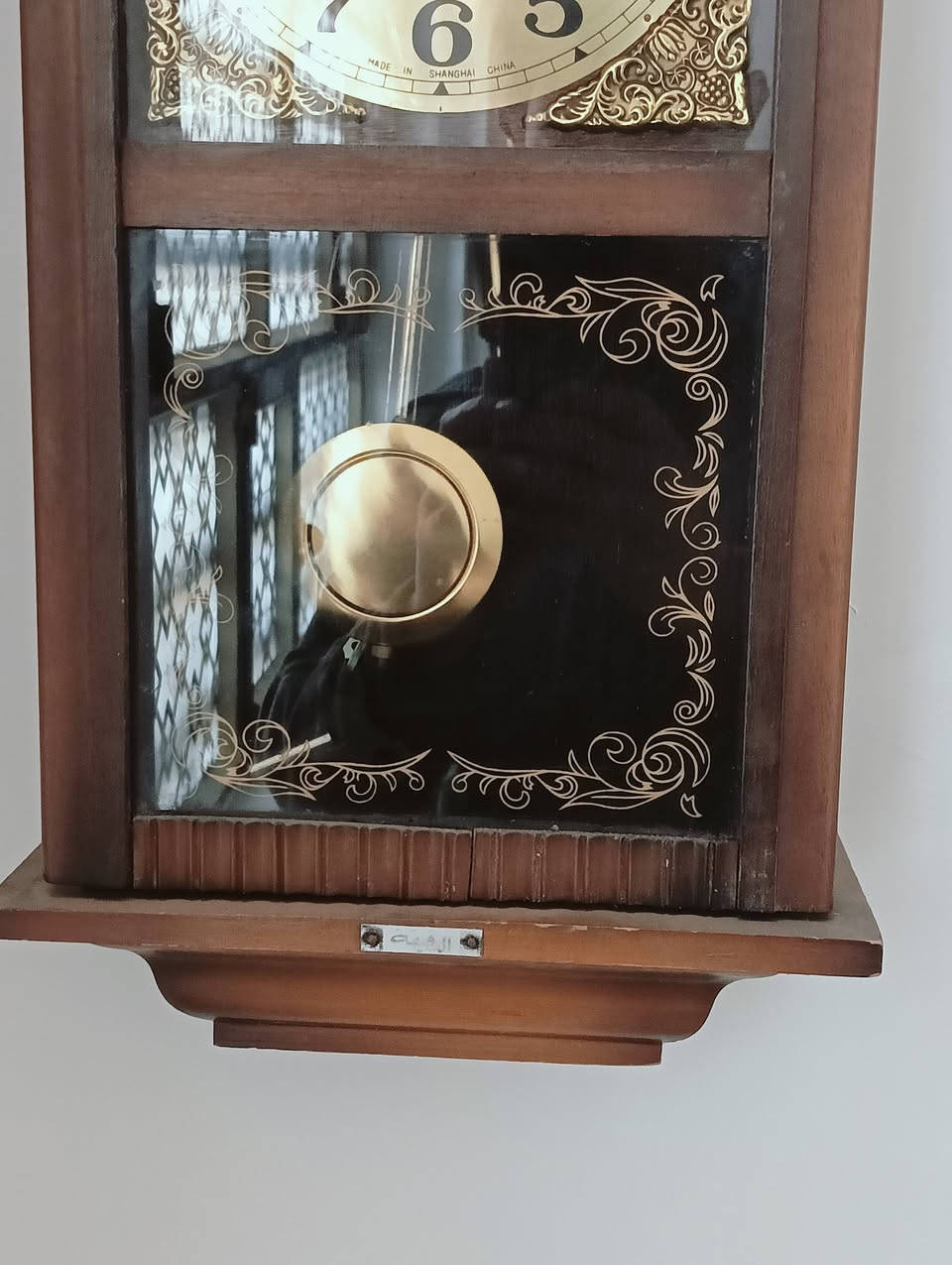 للبيع ساعة ماركة 555 قديمه مكينه اصليه مختومه مال أيام الثمانينات أسواق الدقيقة البدي خشب نظيفة جداً مابيها اي عيب حجمها وسط تعمل بنظام تكويك شهر تتكوك 31 يوم مثل ما موضح بالصور مكاني بغداد جسر ديالى القديم السعر 125 الف اكو توصيل *********** _ ***********
