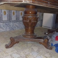 طاولة • ديكور منزلي