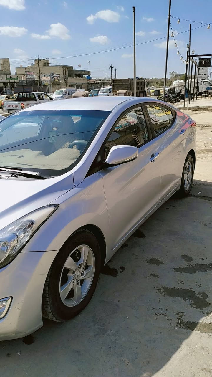 يا الله اللهم صل على محمد وال محمد السلام عليكم النترا مضلع وارد خليجي موديل 2012مكينه 1600 جي تي اي بنيد مصبوغ اثر جراد والباقي كله مكفول مكينه كير فول تحكم تقليل الوقود شفط مرايه اشاير بالمري حداديه جديده خلفي وامامي باتري جديد تدفئه تبريد سياره ما متعوبه وما مشتغله تكسي رقم واسط انكليزي مشروع وطني يعني وين ما يعجبك تحول بسمنه السعر 100 ورقه للاستفسار ***********
