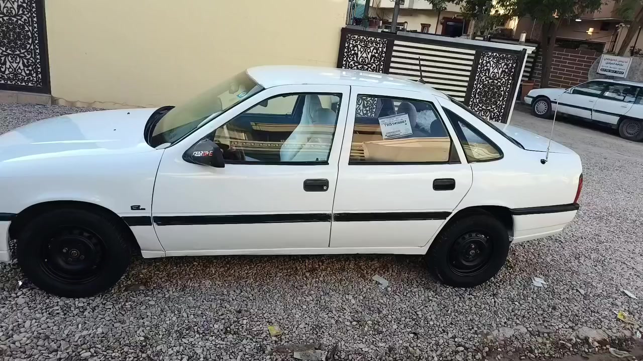 أوبل فكترا حجم 16موديل1992 كير محرك بالشرط سنوية باسمي  جديدة لل 29هزه جديدة دفتر بانزين موجود 
السيارة صبغ حزام فقط اثر خدوش هلالات معمره قطره خياس ماكو   السعر 34قفل بيع مستعجل 
مكاني كركوك ***********
