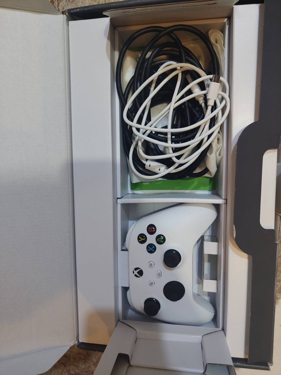 اكس بوكس سيريس اكس (1) تيرا  للبيع 
مستخدم شهر واحد فقط
السعر 620 الف وبيه مجال
مكاني تكريت 
***********
