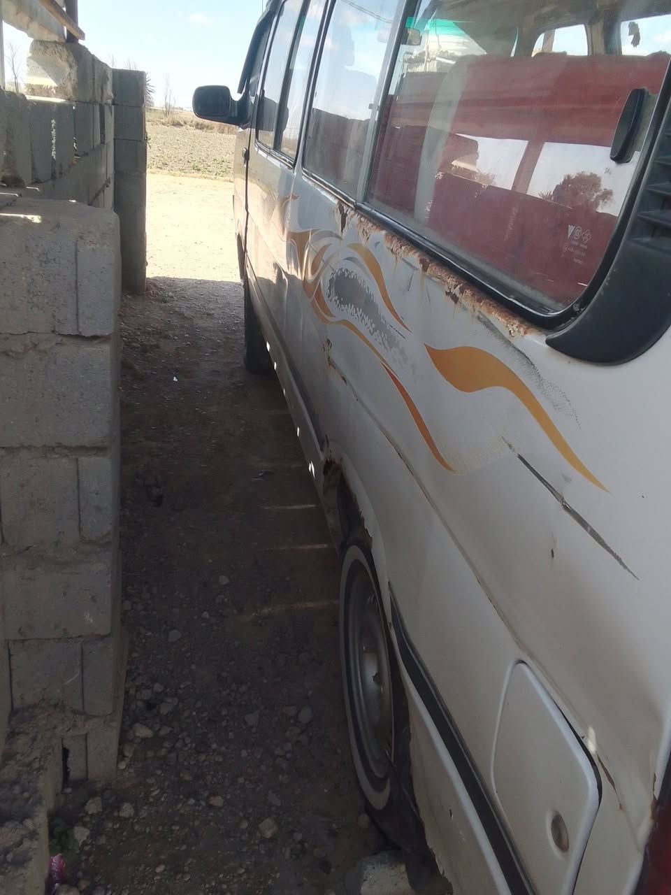 عندي هذه فوتون موديل ١٢ مطلوبه هيئه أو ضريبه البيع على هي حطه 
*********** رقم بابل
