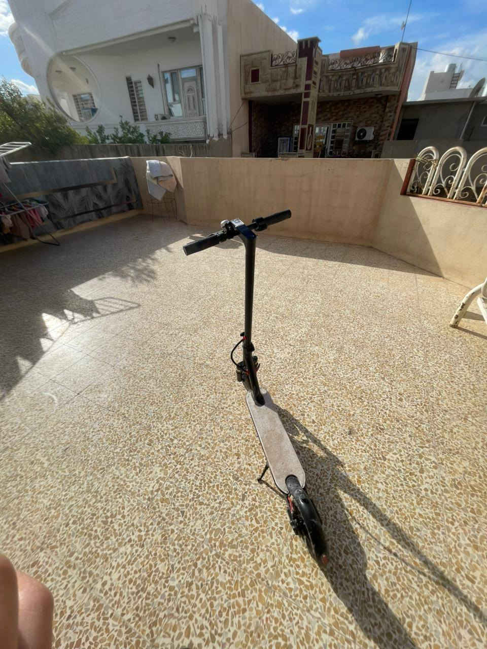 السلام عليكم سكوترشحن للبيع السعر 250للاستفسار الاتصال على الرقم ***********او***********
