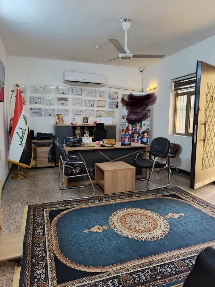 روضه للبيع في منطقه الدوره جاهزه من كل شي مساحه كبيره جدا مع وجود طلاب وكادر سبب البيع السفر
*********** سعرها 37 مليون وبيها مجال 
الغير جاد ليتصل رجاءا
