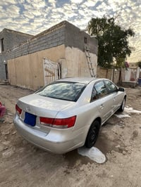 سوناتا موديل ٢٠٠٩ كصه جنطه متومه شمالي  كير مكينه حداديه كارتون جاهزه ...