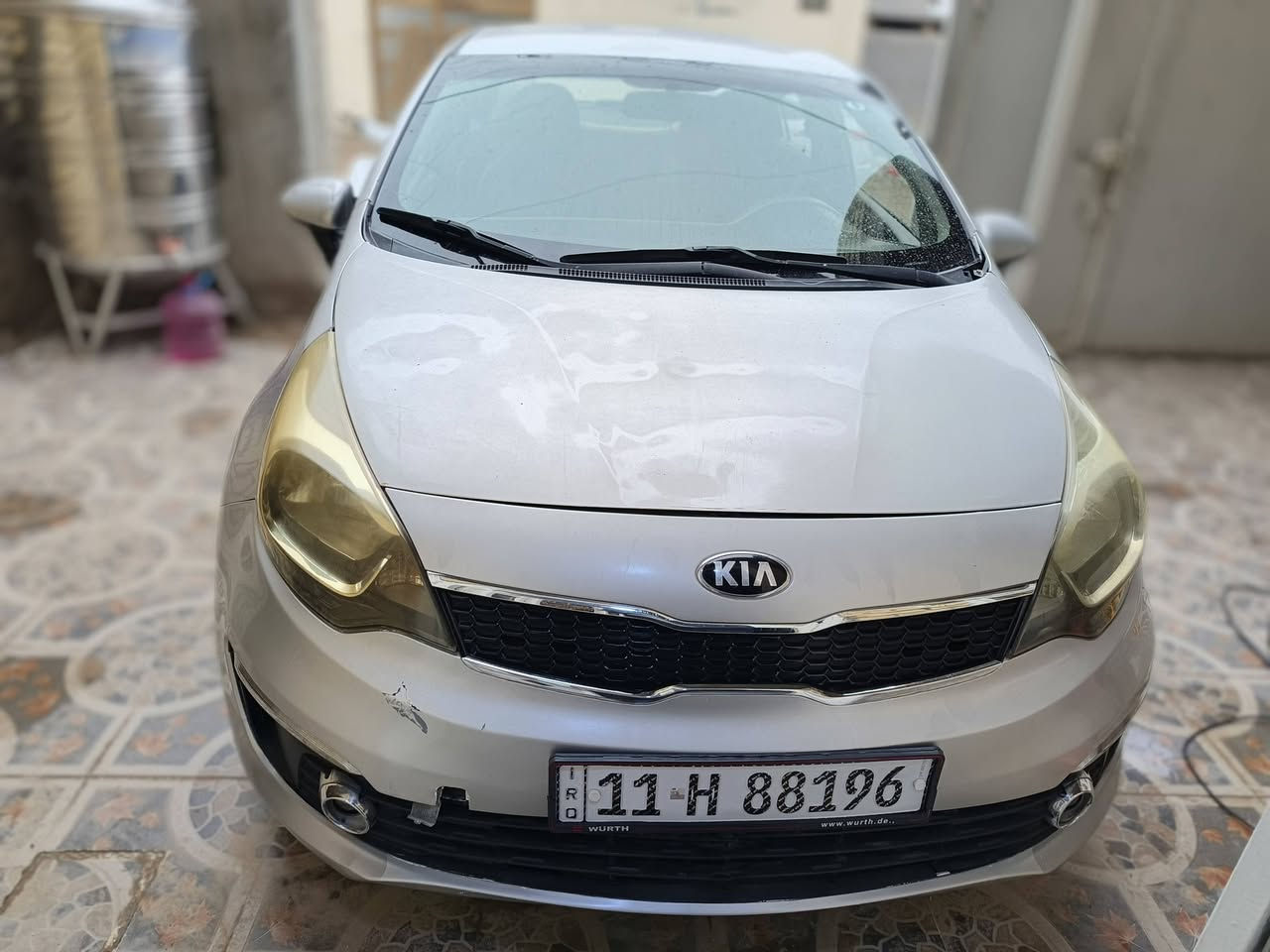 السلام عليكم كيا ريو للبيع موديل ٢٠١٧ مكينه ١٦٠٠قطرتين السياره كلش نضيفه خليجيه مثل ماموضحه بالصور السعر٩٠ ورقه وبيه مجال للشراي***********
