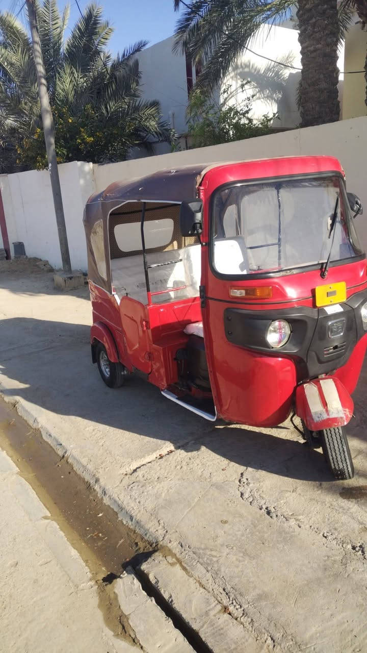 تكتك البيع حمره 22بشهر ٨درجه نضيفه *********** المكان كوت فضاء الحي
