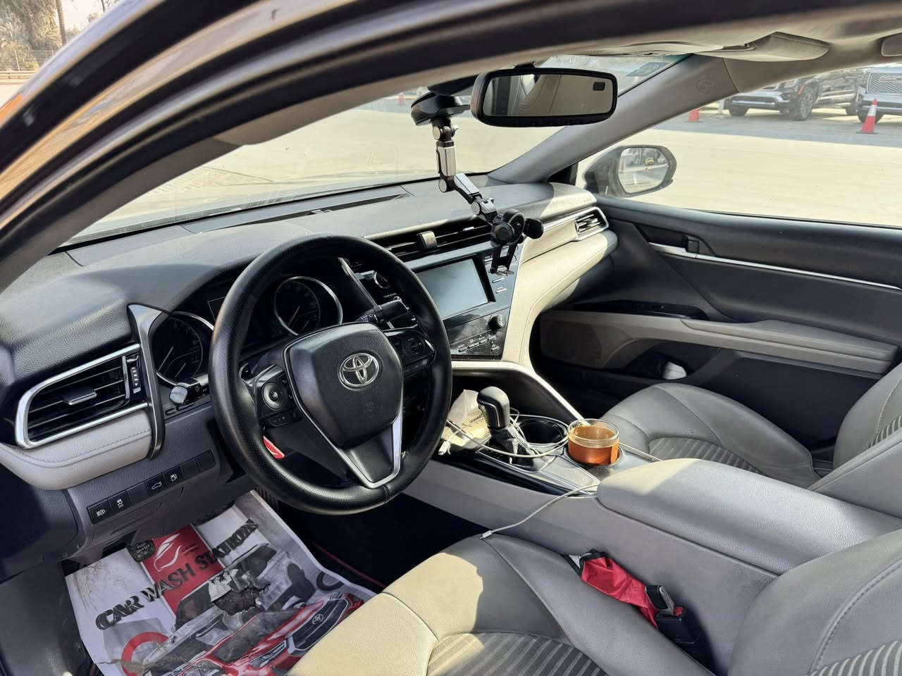 السلام عليكم
كامري موديل ٢٠١٨
فول SE
فتحه 
كشنات تدفئه تبريد
بصمه
بدون ايرباك فقط ايرباك كشنات
السياره استخدام بيت 
صور الحادث موجوده 
مكان السياره بغداد الشعب
وسعرها مناسب

واتساب ***********
