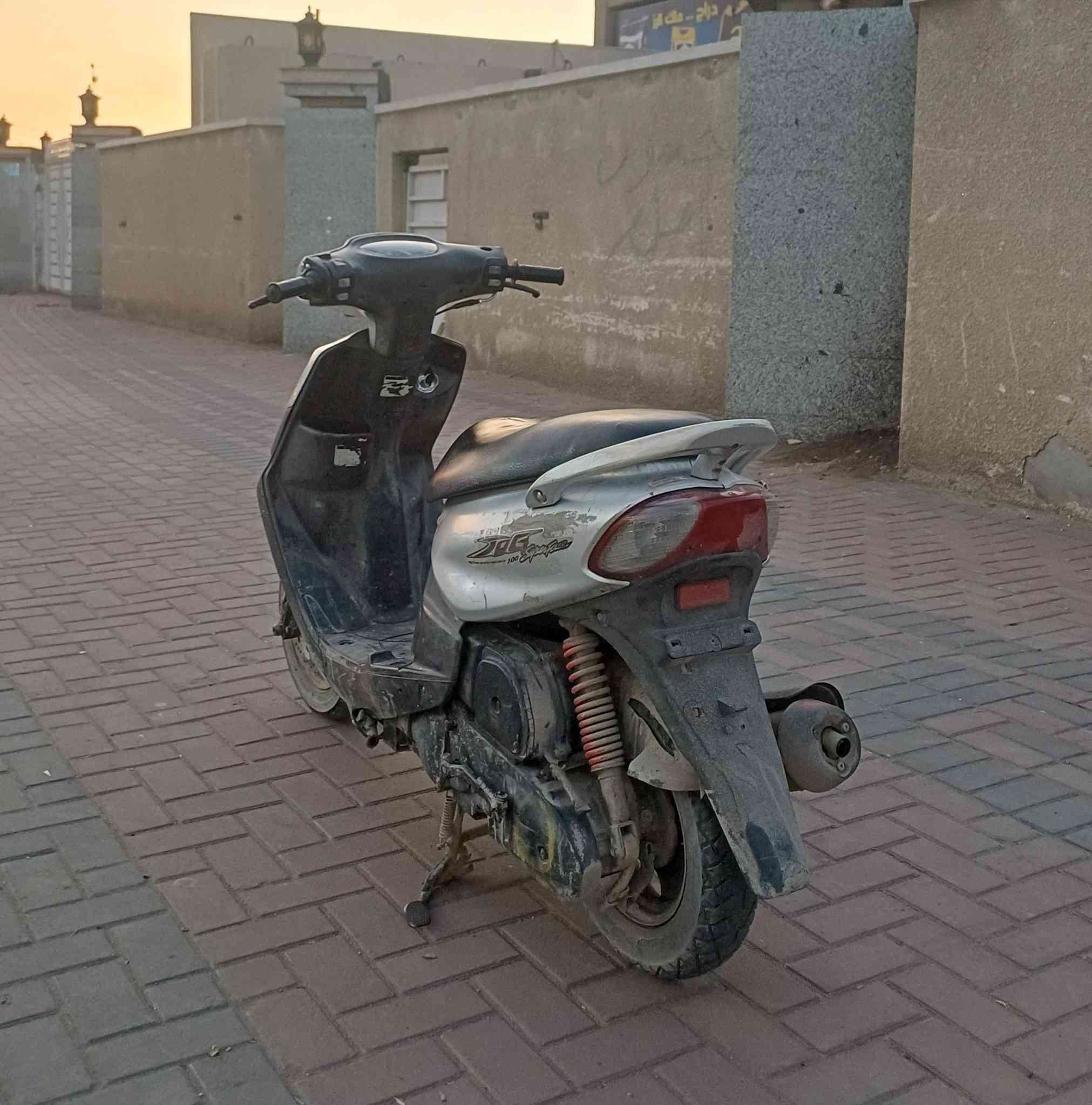 مساء الخير للبيع ماكس قجمه بلاديه شغال سلف وهندر شلعه معدل ع فحص السعر 450 السكن حي البنوك مجاوب خاص رقم اتصال ***********
