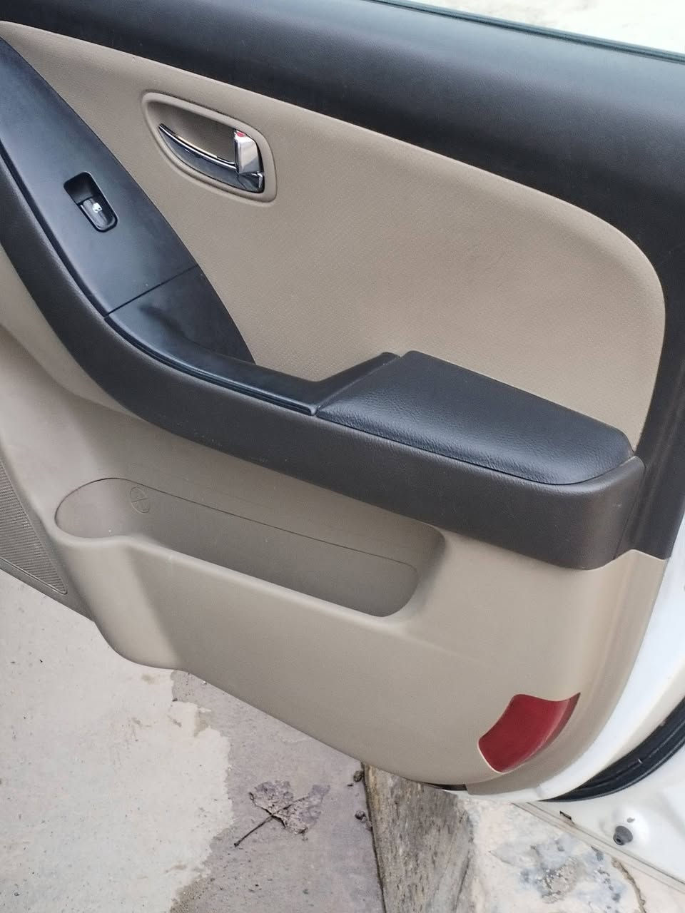 النترا ٢٠١٠ خليجي تبديل ٣قطع  بدون دواخل قطره صبق مابي  رقم جديد سنويه جديده  السعر ١١٢  ***********  ***********
