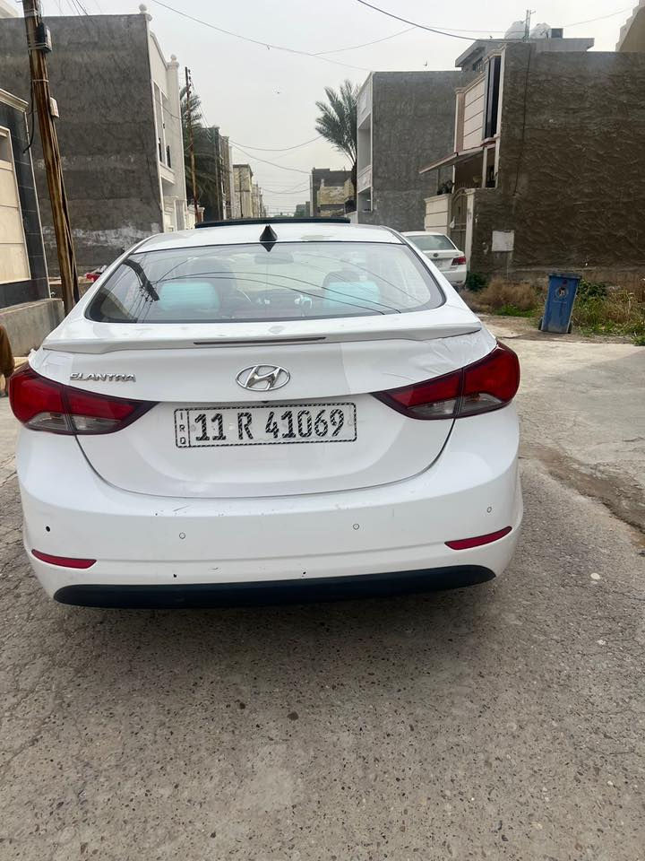 سلام عليكم
النترا موديل 2014 شكل ال15 خليجي فول مواصفات مكفوله كفاله عامه ما عدا بارد بصيط بلجاملغ الامامي وتكشير خفيف مثل ما موضح بلصوره كير مكينه مكفولات صدر كهربائيات كله مكفول غرفة دوشمه جديده ولون مميز السياره احلى من الصور سنويه باسمي تحويل ثاني يوم السعر 115 وبيها مجال 
مكاني بغداد سيديه ***********
