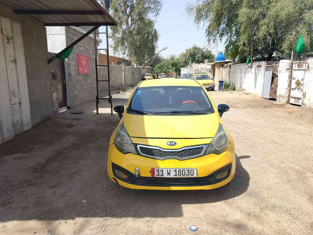 سلام عليكم كيا موديل ٢١٣ للبيع تدفئه تبريد شغال السعر ٦٣ وبيهه مجال مكان السياره بغداد  الحريه   ***********
