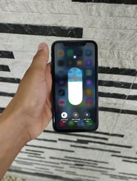 ايفون 11 • ٦٤ جيجا • بطارية ١٠٠