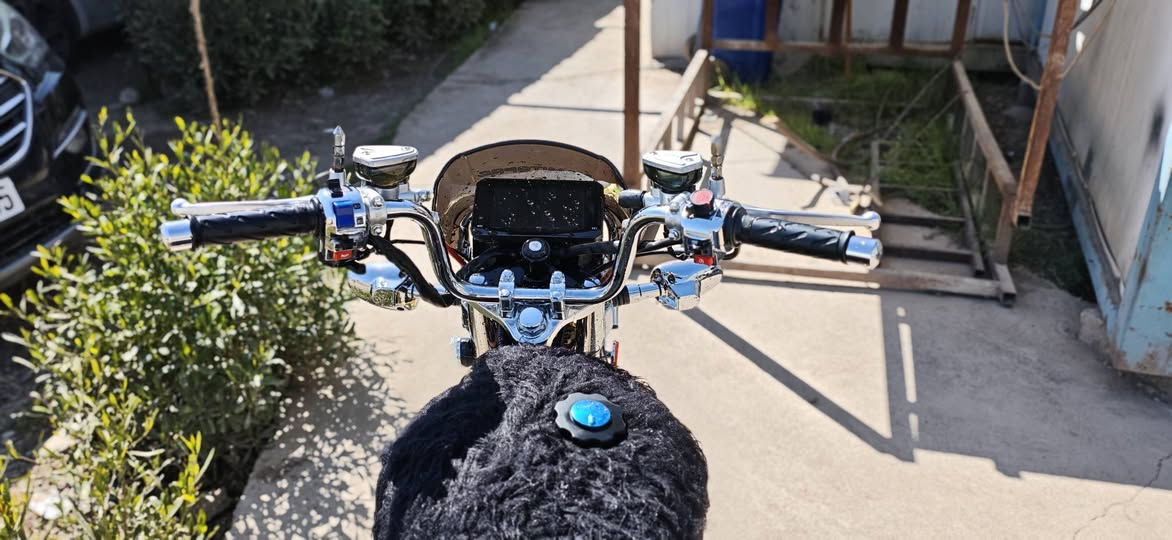 السلام عليكم  بعد اذن الادمن 
بارت عيتاني سوري 2025 
غني عن التعريف  200cc 
عزم نار 💥⚡
 وكالة استعمال اسبوع  ماشي250 كيلو 
ما يحتاج وصف  المعروف لا يعرف 
السعر 700 $$ 
تواصل .***********
