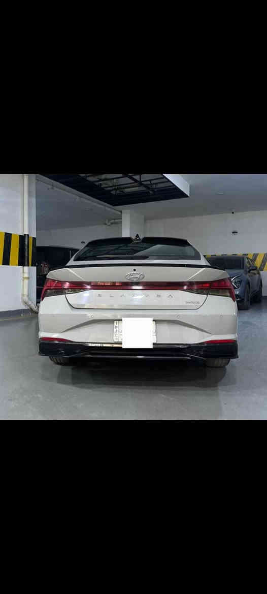 السلام عليكم
للبيع هونداي النترا 2023 هايبرد وارد امريكي لون اسمتي مميز السيارة فول مواصفات حادثها امامي  طاك بيها ايرباك ومرجع سستم السعر 15000$ وبيها مجال للجاد بالشراء للأستفسار ***********
