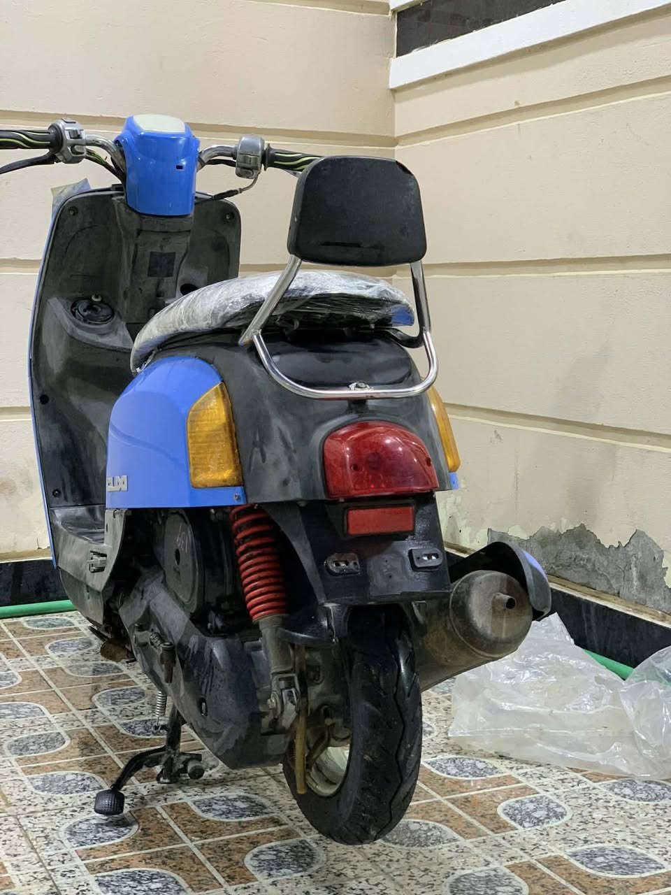 سلام عليكم دراجة لبيع بوليس مديل ٢٠٠٧دراجة شلعة ومعدل دراجة خير من الله دراجة بلادية كفرات ملحات بلاد ٥٠٠ وبيهة مجال مكاني ديالى بعقوبة تقاطع القدس دور الزراعة راسلني وداال


**إذا كنت صاحب هذا الإعلان وتريد حذفه لأي سبب، رجاءا أرسل رسالة إلى الدعم الفني**