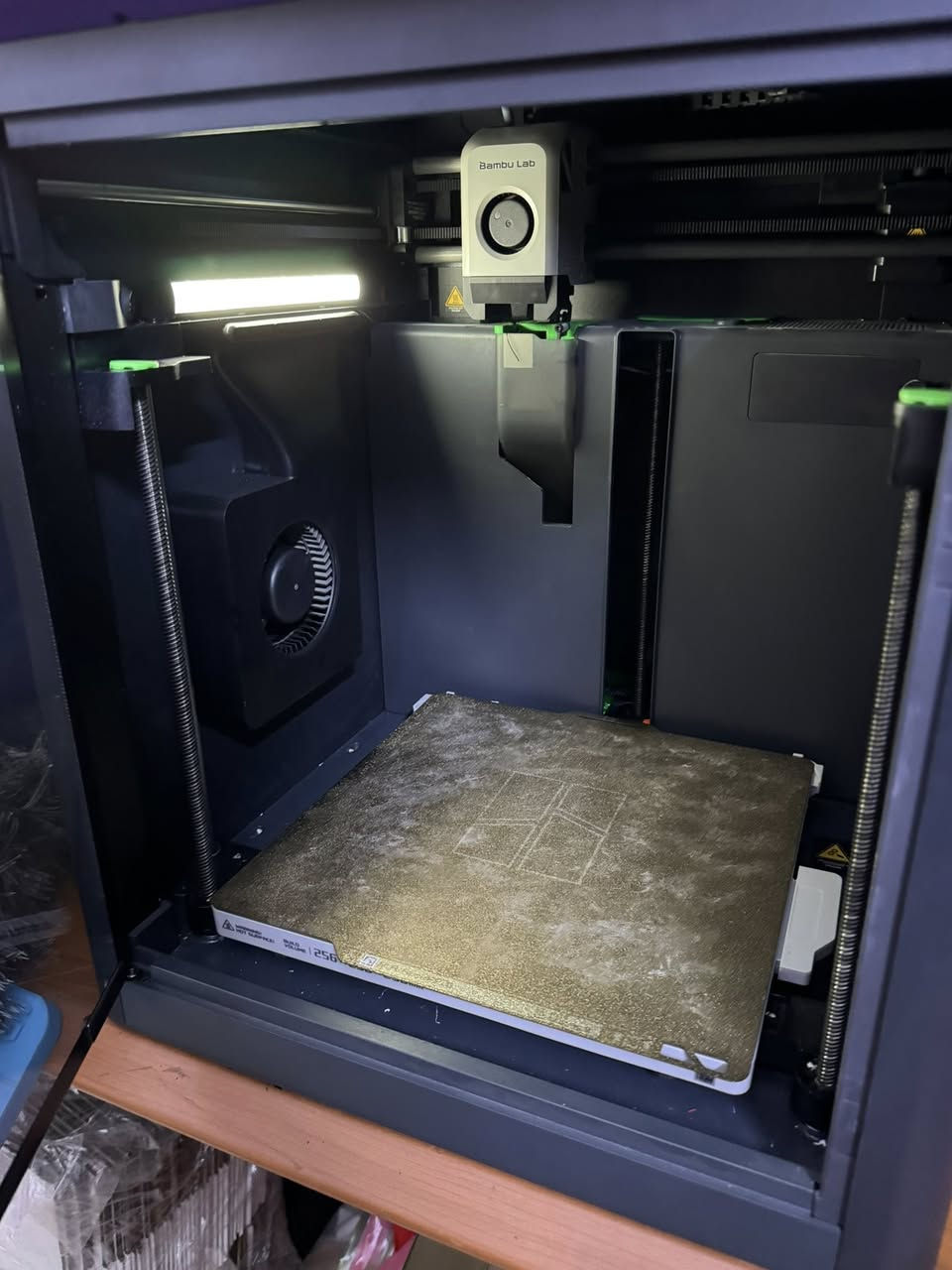 شلون شباب 
طابعه bambu lab p1s نسخه اوربيه مستعمله كلش نظيفه 
وضايفلها شاشه باندا تاج واكسترودر الاصدار المطور 
سعرها مليون وربع وبيها مجال 
مكاني بغداد حي الحسين 
***********
