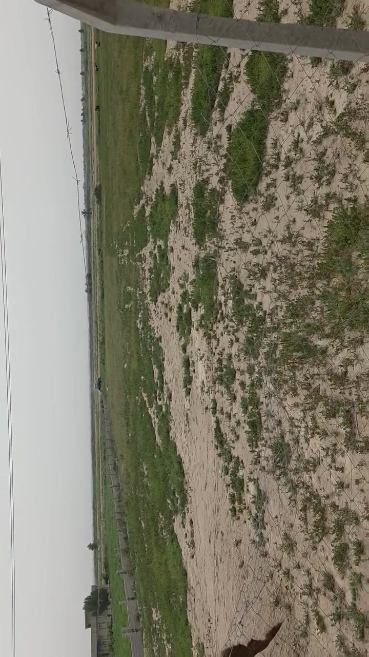 دونم للبيع العنوان قضاء العزيزية الدير وجه شارع سدة  طابو تحويل  الواجهة ٢٥م النزال ١٠٠م  للاتصال   مكتب عماد كاضم للعقار ***********و***********
