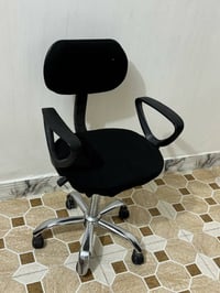 كراسي • ديكور منزلي • تواصل خاص