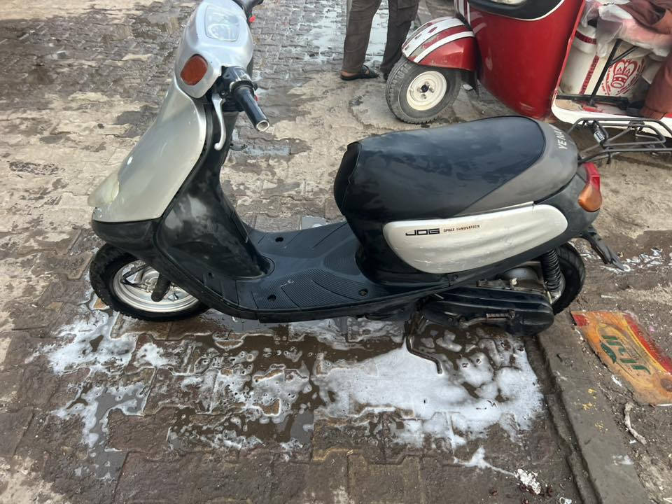 السلام عليكم 
منغولي البيع دراجه 
عنوان ناصريه مركز الشراي 
يتصل عله هذ الرقم ***********
السعر 350 وبيها مجال
