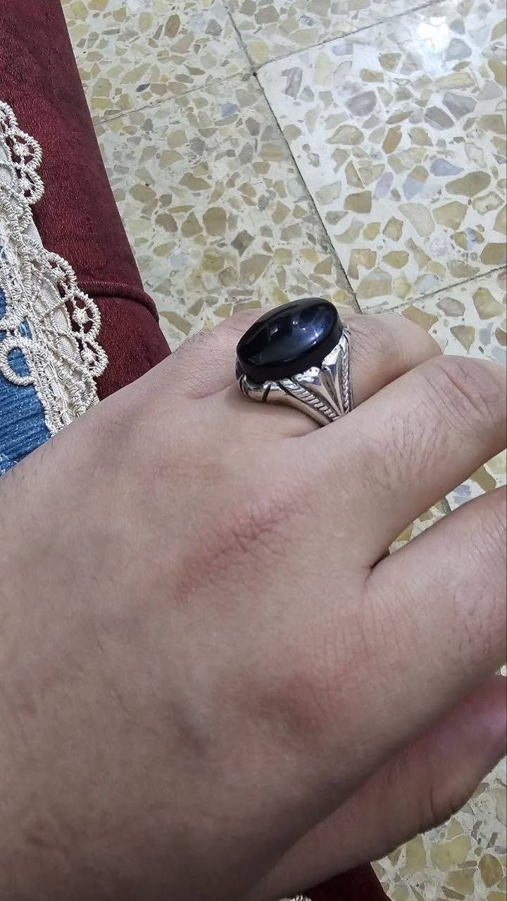 يالله يالله

السلام عليكم ورحمة الله وبركاته

1 :عقيق يماني
2 :اسود شفة العبد طبيعي يشف
3 : صياغه بحرينيه
4:قياس 22_23
5: فضه 925


**إذا كنت صاحب هذا الإعلان وتريد حذفه لأي سبب، رجاءا أرسل رسالة إلى الدعم الفني**