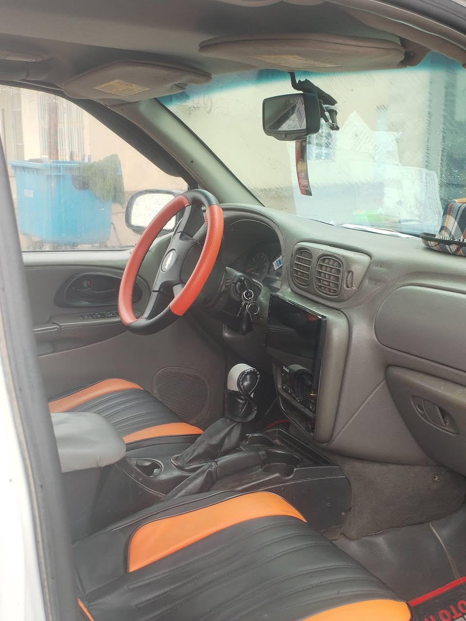 للبيع بلايز مال مزاد للبيع تكريت العلم صلاح الدين *********** 
٦٠ وبيها مجال حيل للشراي
