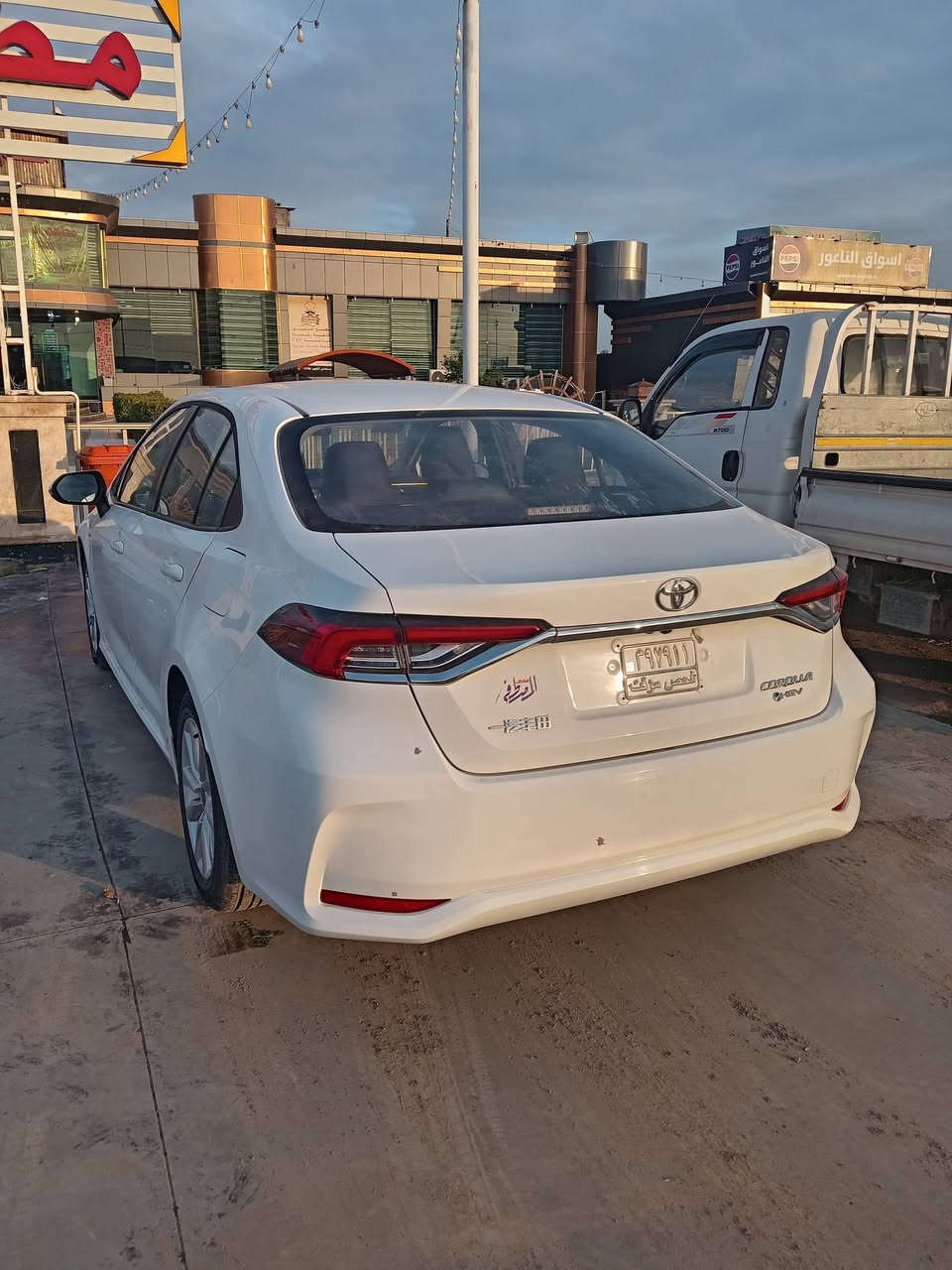 كورلا موديل 25 زيروا رقم بغداد مقترض وأخوه كفيله اتصال ***********
