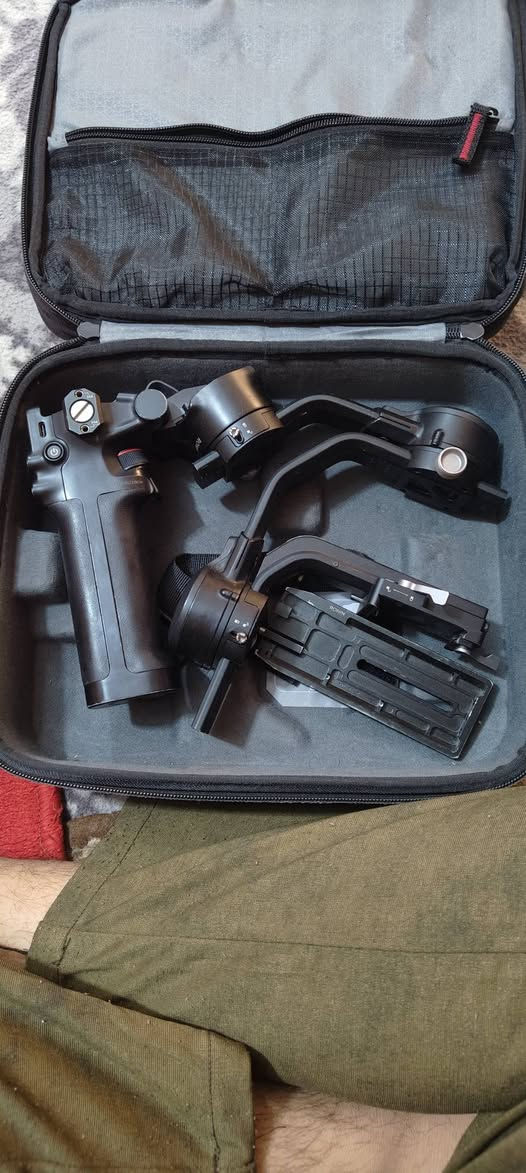 روني Dji2pRo
يحمل وزن 2ونص 
نضافه 95%
ستعمال قليل 
تفاصيل خاص
***********
