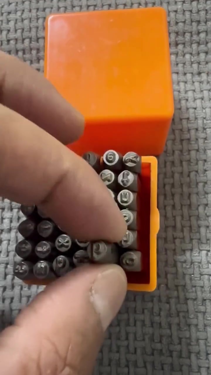 سمبه السعر ٣٥ الف مع التوصيل


**إذا كنت صاحب هذا الإعلان وتريد حذفه لأي سبب، رجاءا أرسل رسالة إلى الدعم الفني**