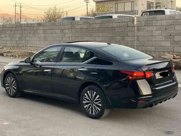 نيسان التيما 2023 AWD 
فول مواصفات SV PLUS 
44,000 ميل ماشيه

بنيد صبغ بدون دواخل ويا 
شويه بالجاملغ الخلفي أثر شخوط
سيت راديترات و تبريد شركة
كير و محرك و حجر و رادار وكهربائيات بشرط
رقم سليمانيه بأسمي تحويل و غرامه بشرط 
السياره كلش جديده و حلوه دينار واحد مابي مصرف 

سعر : 160 ورقه
واتساب : ***********
