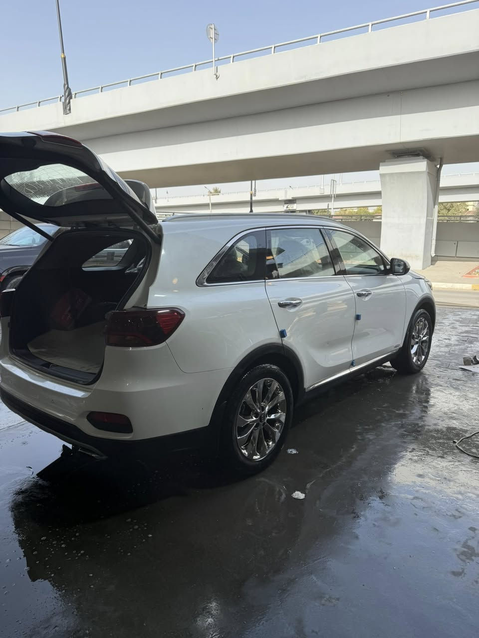 سورنتو موديل 2018 خليجي ماشيه 101 الف سونارموجود مواصفات
معروفها دفع رباعي 

السعر 250 وبيها مجال حك الجيه

باقي التفاصيل على خاص

***********
