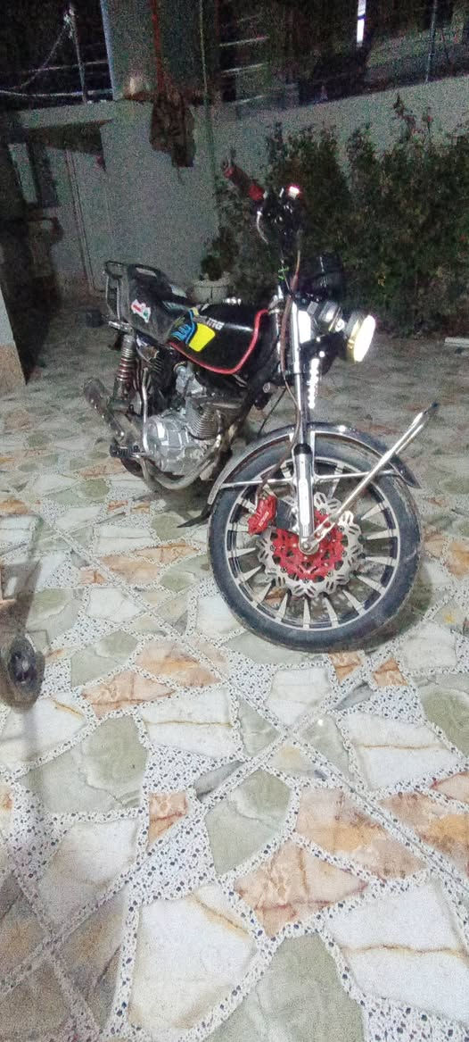 سلام عليكم دارجه سيفان للبيع 25 مكفوله كفالة عامه السعر 700 وبيه مجال الرقم ***********
