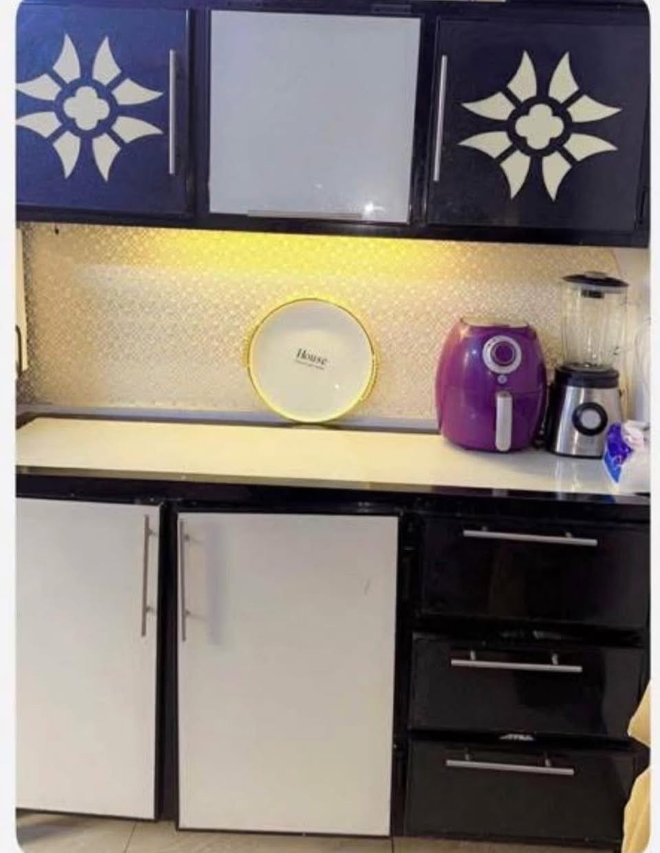 كاونتر المنيوم تركي نظيف توصاه ب٢٥٠ وبي مجال مكاني بغداد الدوره


**إذا كنت صاحب هذا الإعلان وتريد حذفه لأي سبب، رجاءا أرسل رسالة إلى الدعم الفني**