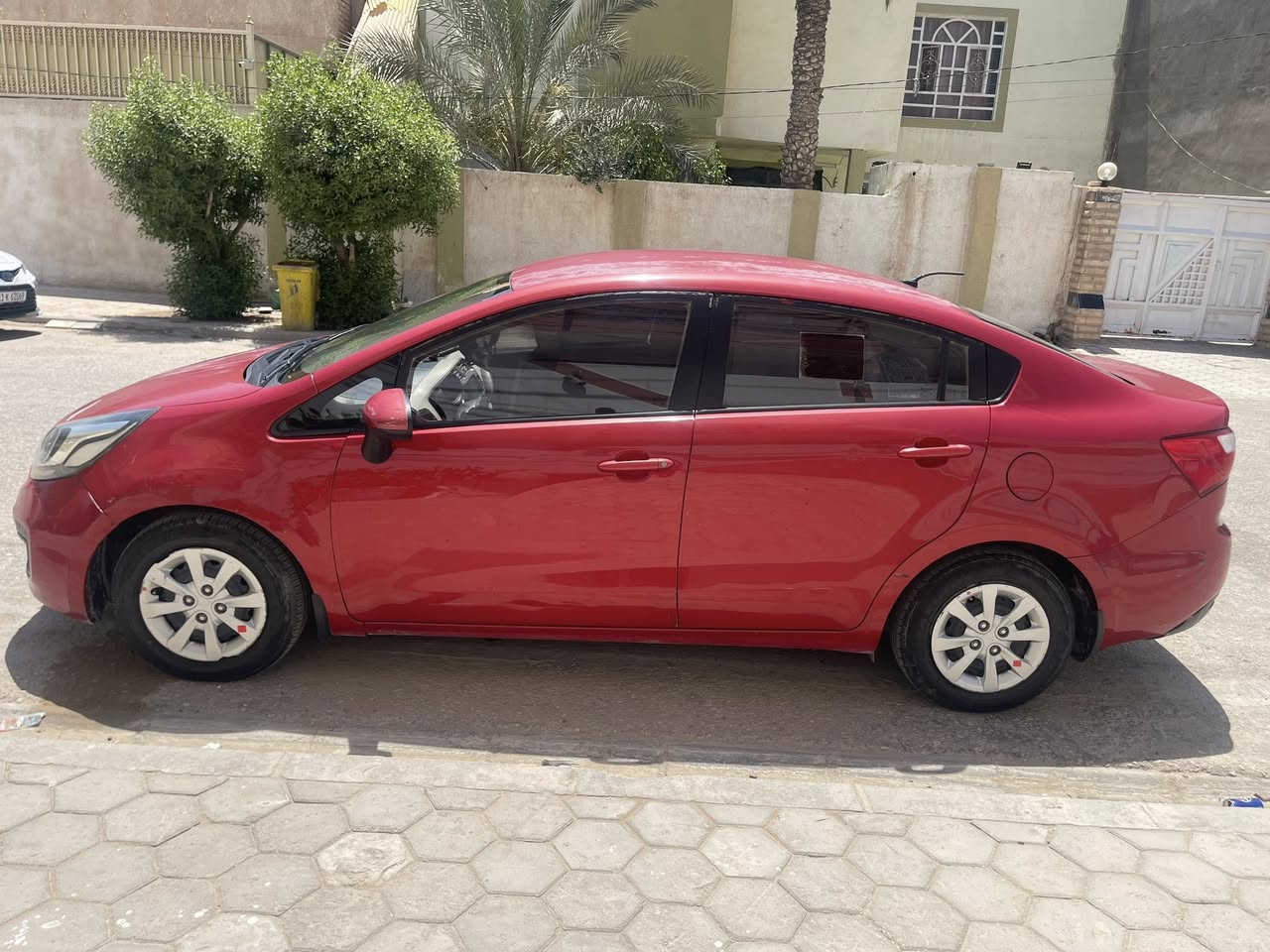 ‏السلام عليكم
‏كيا ريو 2013 خليجي حمراء Kia Rio
رقمها نجف مميز
‏كل التفاصيل موجودة في الاسفل الرجاء الاتصال عند الشراء فقط
‏ السيارة بيها جاملغين واحد بارد وواحد مصبوغ بدون بنيد وضرب بالباب خلف الصدر موضحة بالصور ما مصلحها لحد الآن
‏الدعامية الأمامية شوية تعبانة
‏السيارة بيها جراد مكانين بالقمارة والبنيد شوية لأن هذا اللون دائما يجرد
‏القبق مال المراية الجانبية ضايع
‏هذا كل اللي بالسيارة والباقي كله مكفول
شاشة وكامرا خلفية
لايتات زينون احسن نوعية
‏الحدادية جديدة
‏التبريد منظومة كاملة جديدة
الدواخل نظيفة جدا
‏المكينة والگير كفالة
‏ الاطارات جديدة
‏ البطارية جديدة
‏ إدامه المكينة جديدة
‏دهن القير جديد
‏دهن المكينة جديد فقط شركة موتل
‏منظومة ماء المحرك جديدة كاملة
‏السنوية ساقطة التجديد والغرامات عليه
السيارة بأسم عمي مداور ثاني يوم
للتواصل ***********
متوفر واتساب
