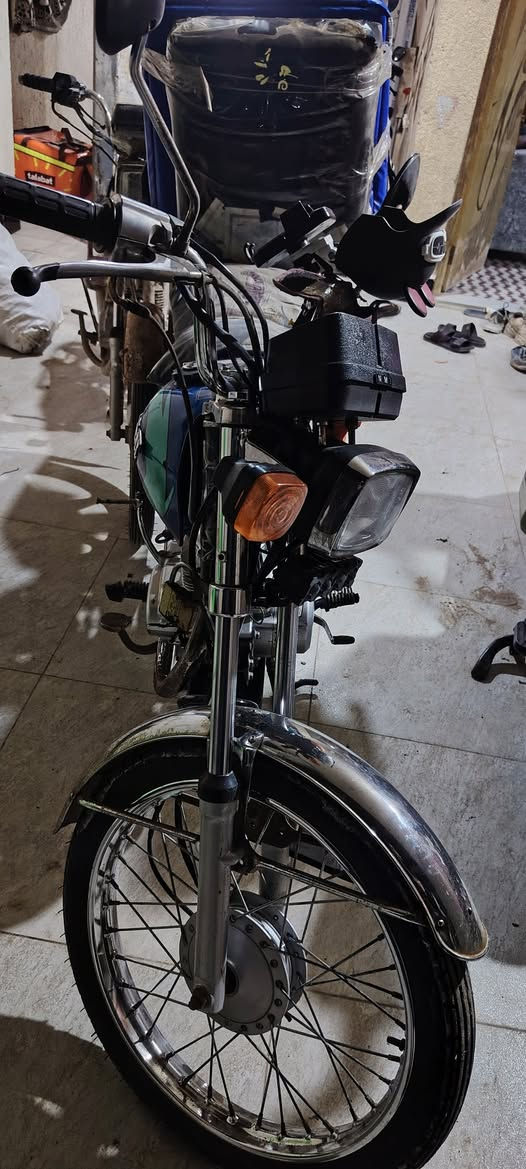 للبيع موديل 21 رقم انكليزي وسنوية شرط التحويل مكينة جديدة الدراجة جديدة معمرها 25 قبل شهرين


**إذا كنت صاحب هذا الإعلان وتريد حذفه لأي سبب، رجاءا أرسل رسالة إلى الدعم الفني**