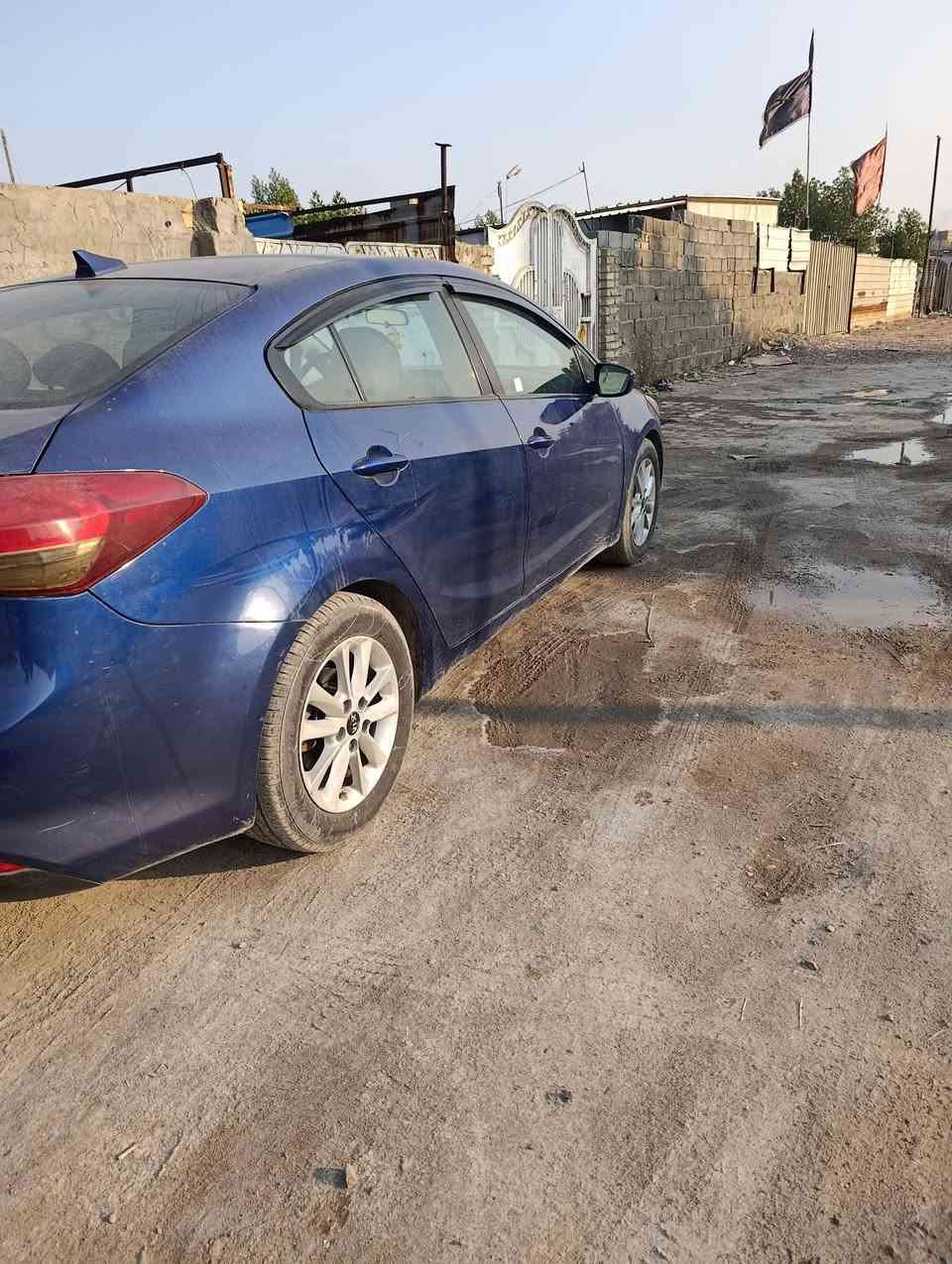 السلام عليكم كيا فورتي موديل ١٧ وارد امريكي مكينه الفين دوش حادث جاملق وبنيد وباب بدون دواخل صبغ صفحه سياره جاهزه اي نقص مابيهه السعر ١٠٥ العنوان بغداد شهداء العبيدي ‏‪***********‬‏
