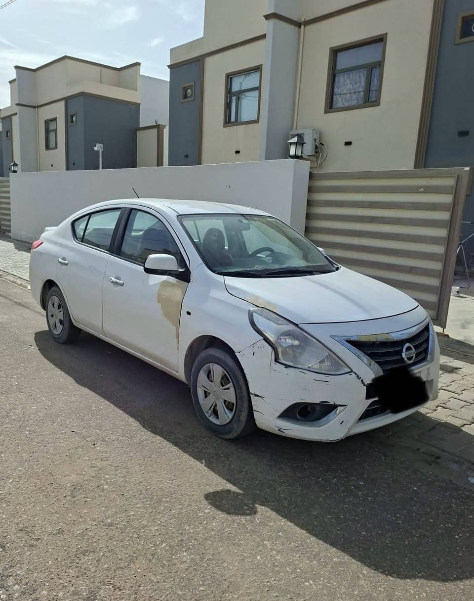 سيارة صني 2020 للبيع
مبدل الجاملغ صوب يمنى 
وبيها معجون قليل بالباب اليمنى 
والسيارة مكفولة مكانها نجف 
سعرها ٩٠ ورقة 
رقمها اربيل 
ماموجود على الفيس 
للاستفسار الاتصال على ***********
