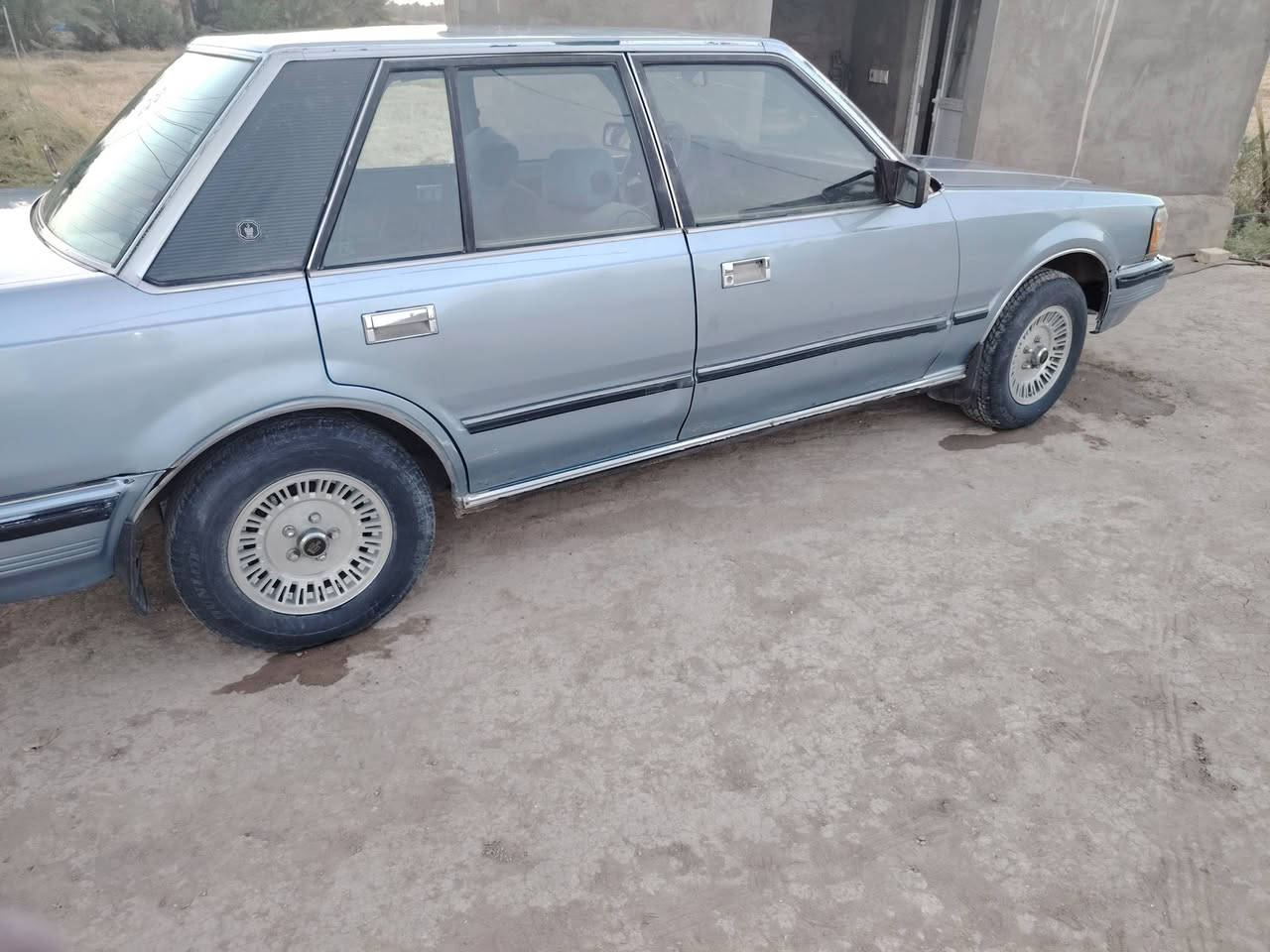 موديل ١٩٨٥ للبيع محرك كير تبريد جاهزات حدادية مو تمام مالكهة يمي يريد مداور السعر ٣٨ مكاني ديوانية قضاء الشامية اتصال ***********
