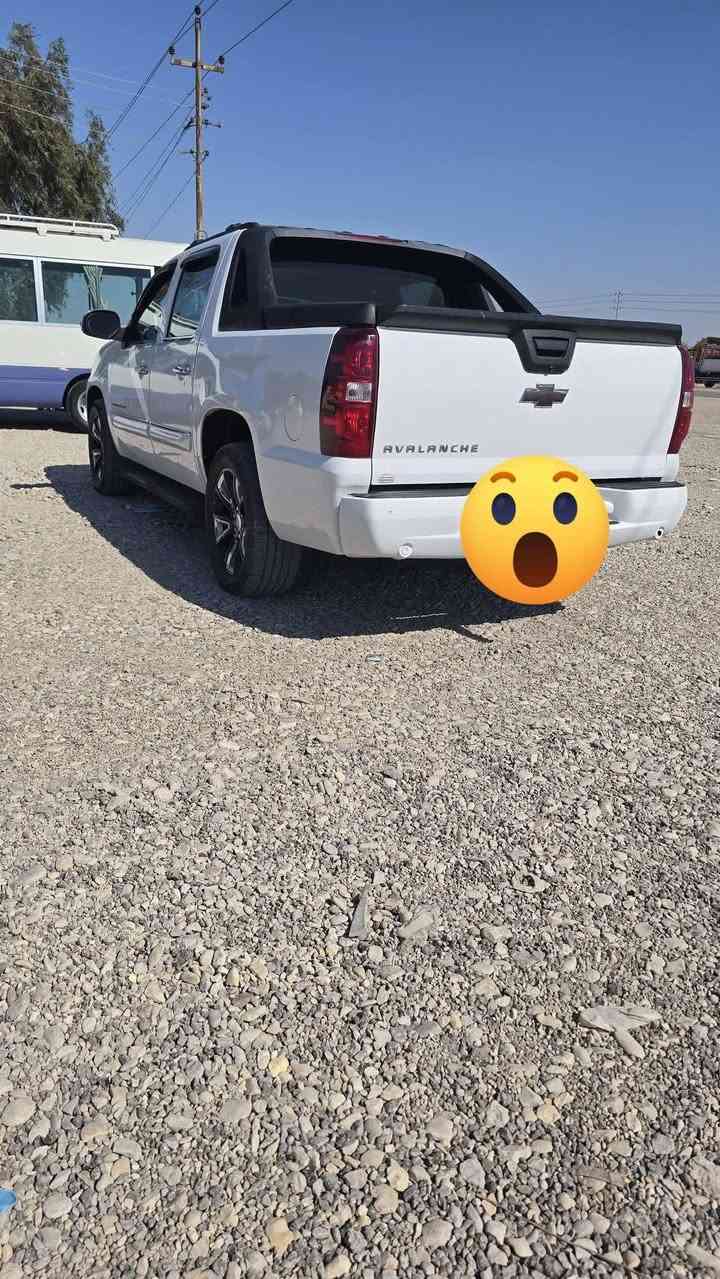 السلام عليكم بسبب الوعود اعاده الاعلان للبيع تاهو افلانج 2009 Ltz ✅
فول موصفات السياره جاهزه مكينه وكير واكسل بل شرط بيه صبغ بلجاملغات رقم اربيل الجديد بسمنه تحويل اشوكت متريد مكان السياره واسط الكوت   
سعرها 150$ ورقة وبيه مجال   
مكان واسط تلفون ***********  بيع فقط
