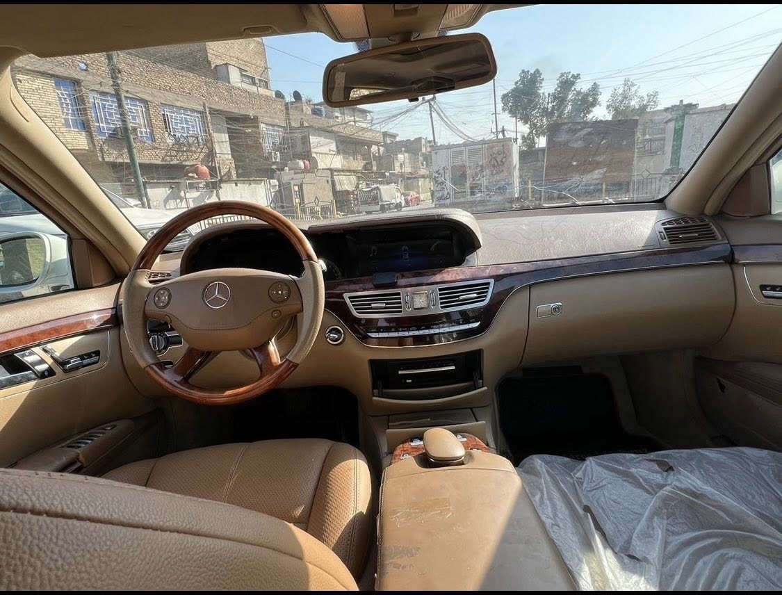 سلام عليكم 
سياره ادوات نوع مارسيدس 350s
6 سلندر
سياره بدون كص يعني كبل تروح سجل 
سياره مكفوله
+ وين ما يعجبك تاخذها سونار جهاز 
اليحب يتواصل ويانه واتساب او مكالمه هاتف 
***********
