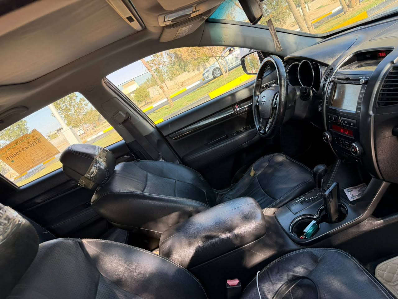 سورنتو ٢٠١٢ فول مواصفات امريكي صبغ بابين فقط  كير محرك صدر أمامي خلفي تخم تاير تبريد كله جديد  رقم بغداد تحويل مباشر ٦ اسلندر ٧ راكب ٣ قطع تبريد كشن جلد وكهرباء فتحة سقف سعر ١٤٠ بيع نقد فقط السياره فول للأخير مكان ديالى بلدروز  *********** بلاد رز, ديالى
