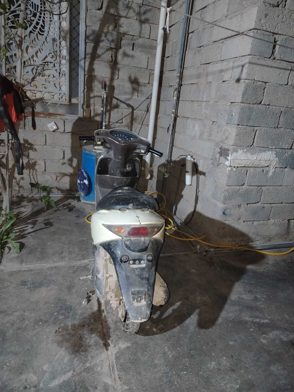 سلام عليكم ماطور ابو السلة للبيع 
السعر ب250 وبي مجال يرهم مراوس ب ايراني


**إذا كنت صاحب هذا الإعلان وتريد حذفه لأي سبب، رجاءا أرسل رسالة إلى الدعم الفني**