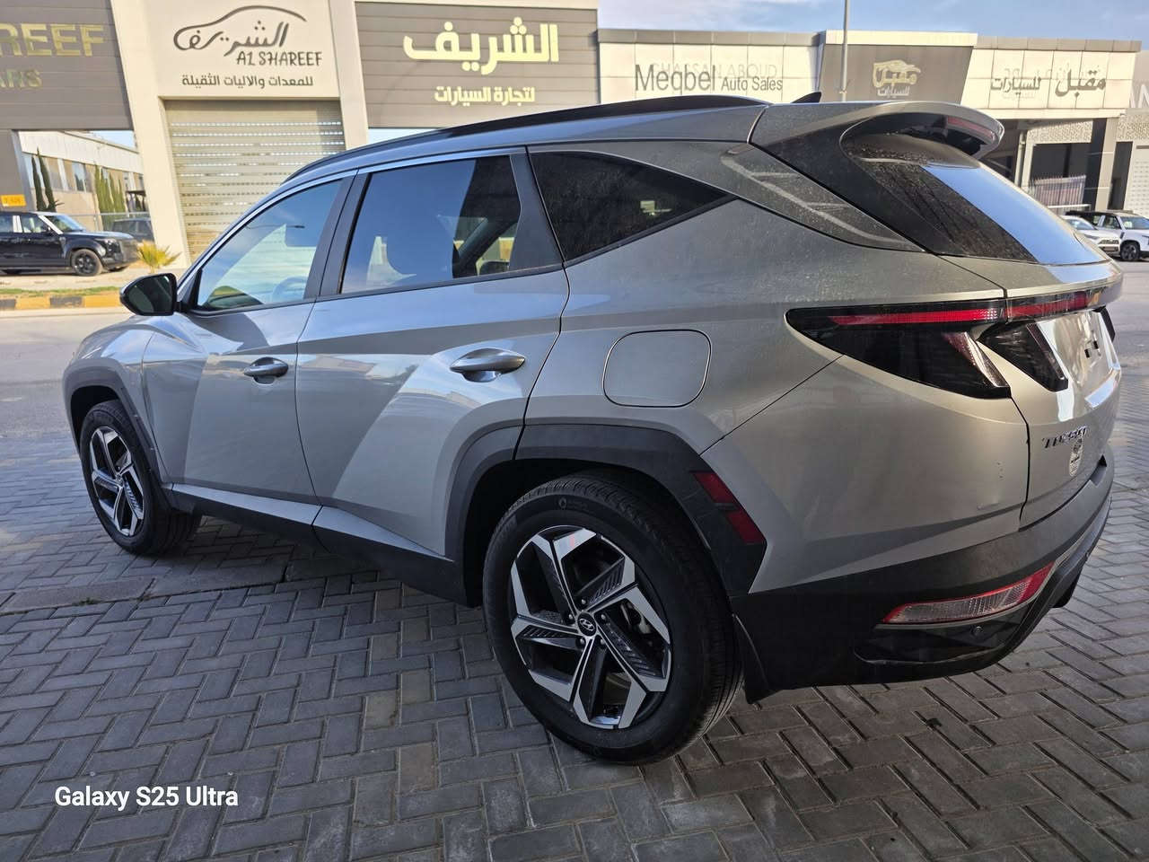 هيونداي  توسان هايبرد وارد  السيارة  للتصدير  فقط امريكي  لون سلفر  2024   الموصفات  فول الفول بنراما غرفة جلد  مميزة السيارة عداد23 الف  ميل   جميع الايربكات  سليمة ظرر السيارة  صندوق خلفي فقط  وتم  التبديل  نفس الون امريكي اصلي  السيارة جديدة  موقع السيارة في الحرة الزرقاء معرض بوابة الاردن  شارع 21  شمال  للاتصال 0795999401


**إذا كنت صاحب هذا الإعلان وتريد حذفه لأي سبب، رجاءا أرسل رسالة إلى الدعم الفني**