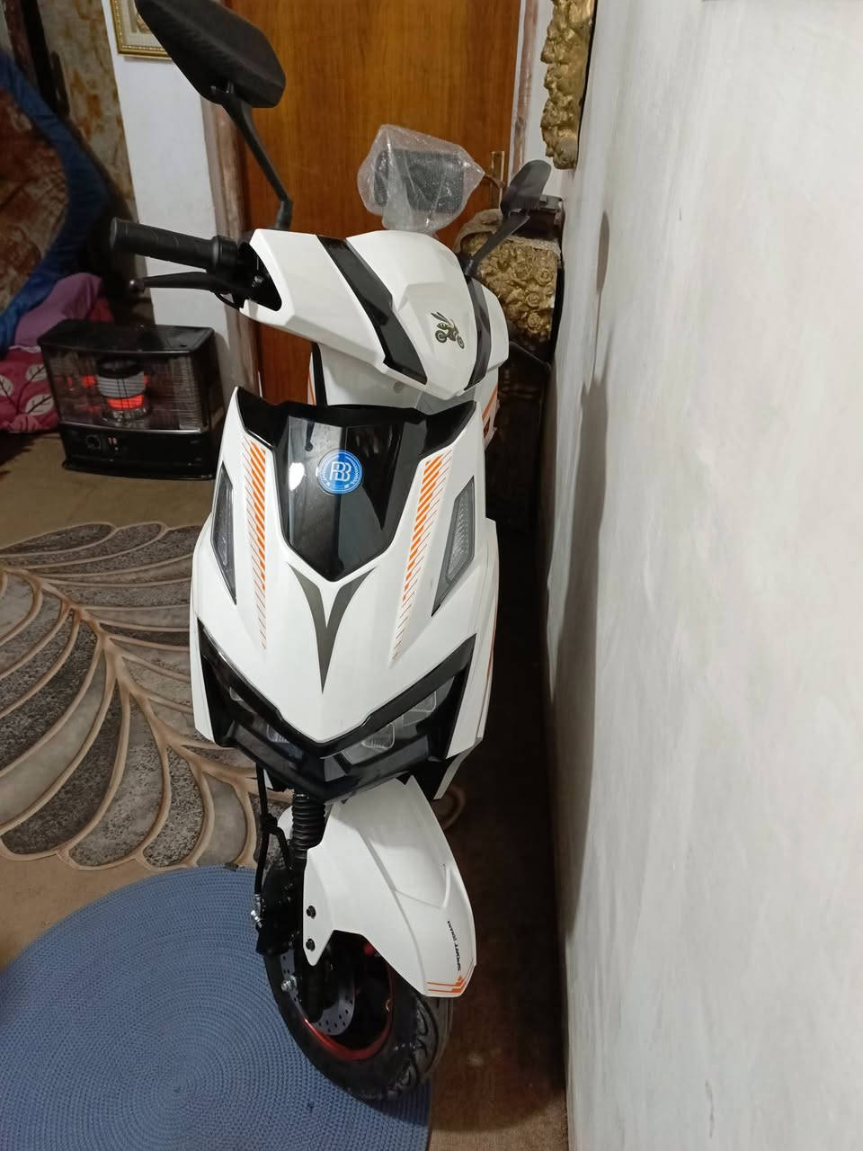 سلام عليكم دراجه شحن زيرو السعر 850 الف دينار الاتصال على رقم ***********
