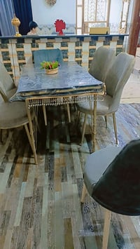 ميز طعام • ٦كراسي • بغداد