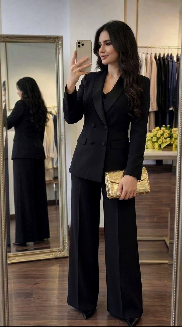 تقدم لكم شركة ريواز طقم من اجمل وارقى الاطقم النسائية الخامه الفاخره  😍
مكون من : 

ستره وبنطلون كيلوت فخم جدا 

ستره مبطنه طول 80 سم 
بنطلون كيلوت طول 110 سم كمر دكمه وسحاب رسمي وبي لاستيك من الخلف

القياسات
38/40/42/44/46/48/50/52

الوان : اسود نيلي رصاصي ماروني 

القياسات المتوفره :

اسود 38 40 42 44 46 48 50 52

نيلي /38 40  44 46 48 50 52

ماروني /38 40 42 46  50 52

رصاصي /38 40 42 44 46 48 50 52

السعر /  مع التوصيل 65 الف


**إذا كنت صاحب هذا الإعلان وتريد حذفه لأي سبب، رجاءا أرسل رسالة إلى الدعم الفني**